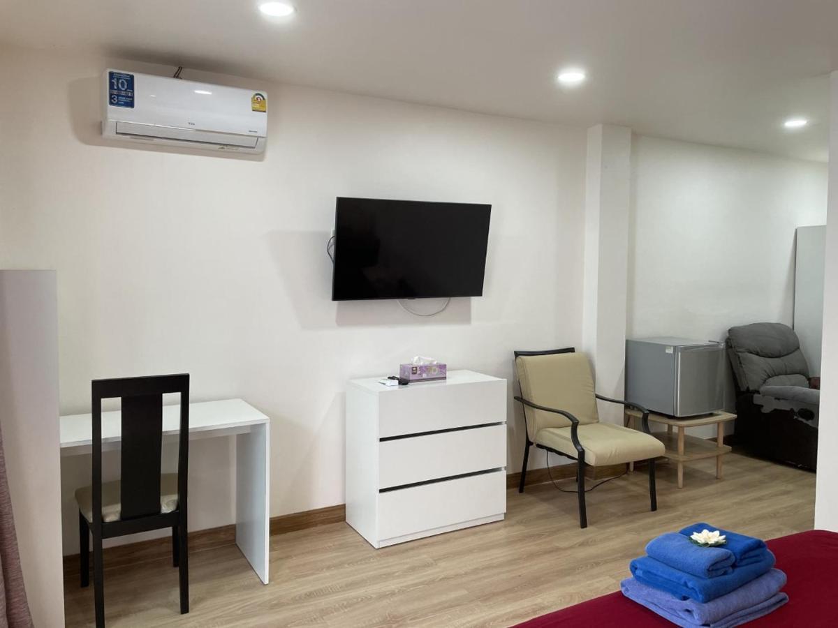 Inn Dulgence Patong Exterior photo