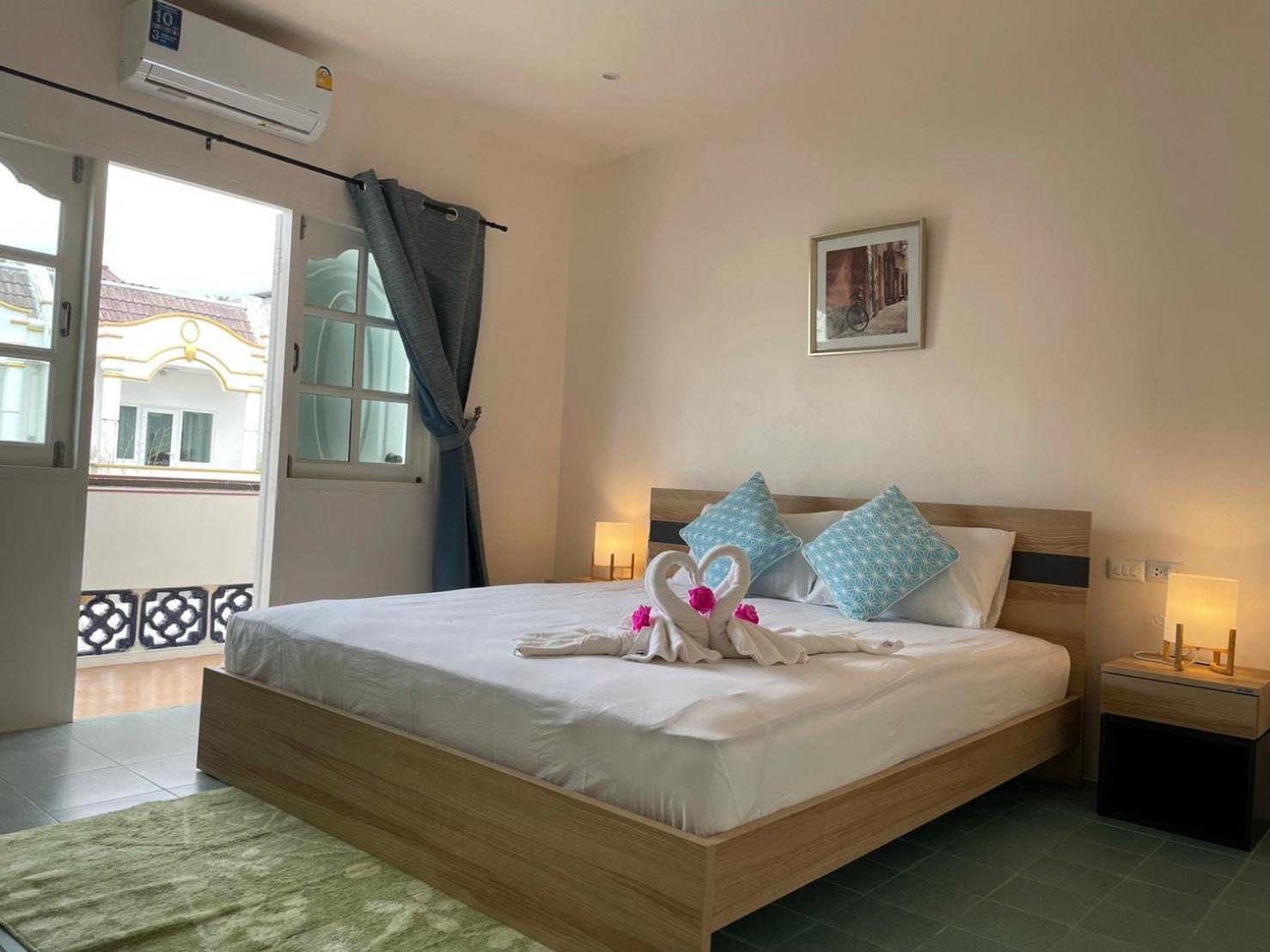 Inn Dulgence Patong Exterior photo